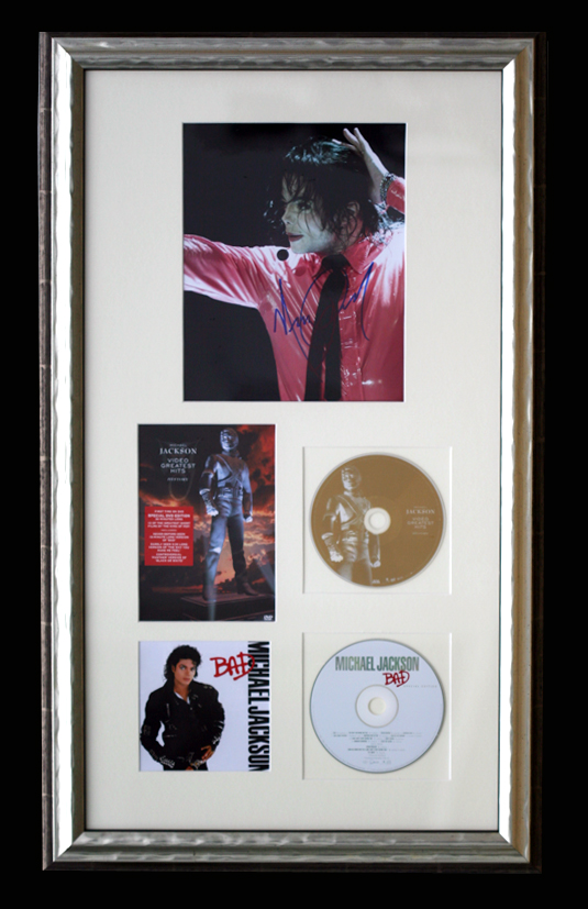 MICHAEL JACKSON - Original Hand Signed Photo, & DVD 'Bad'
